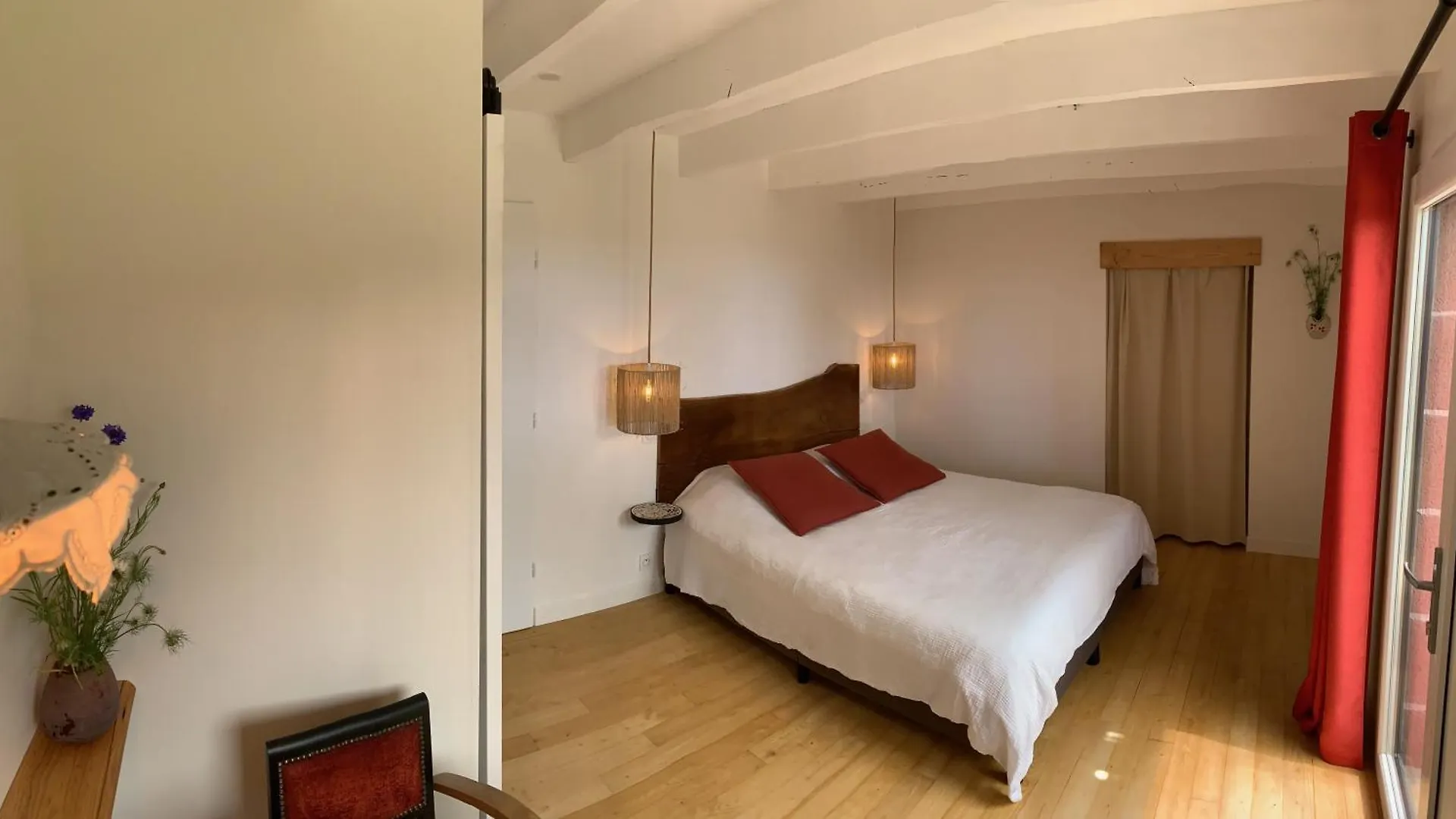 Aux Logis De Fonfroide Chez Mylene & David Bed & Breakfast Marcoles 0*,