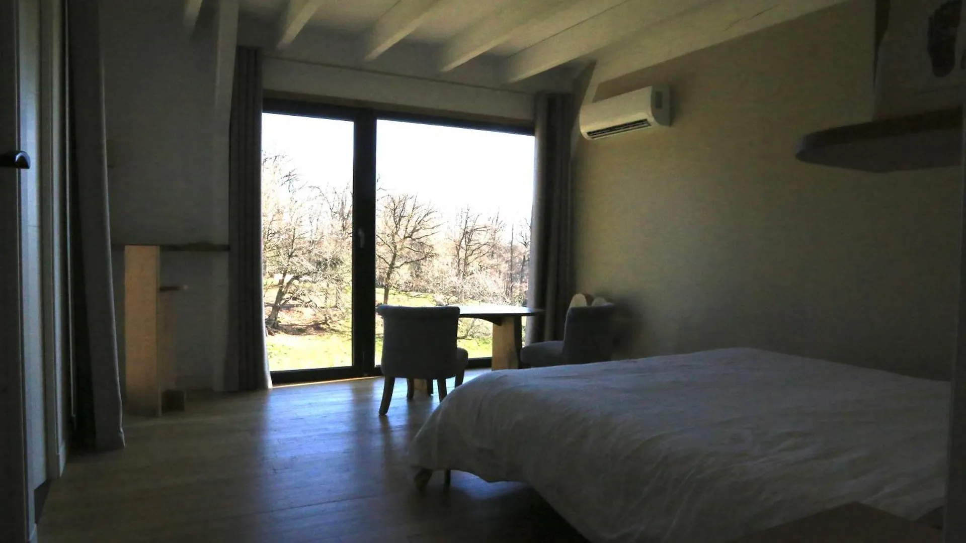 Aux Logis De Fonfroide Chez Mylene & David Bed & Breakfast Marcoles
