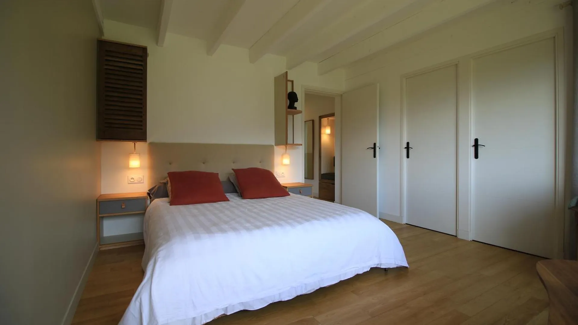 Aux Logis De Fonfroide Chez Mylene & David Bed & Breakfast Marcoles 0*,